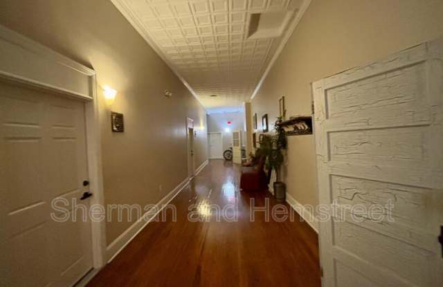 1204 Broad Street Apt 4