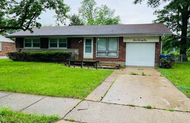 321 Royce Dr.