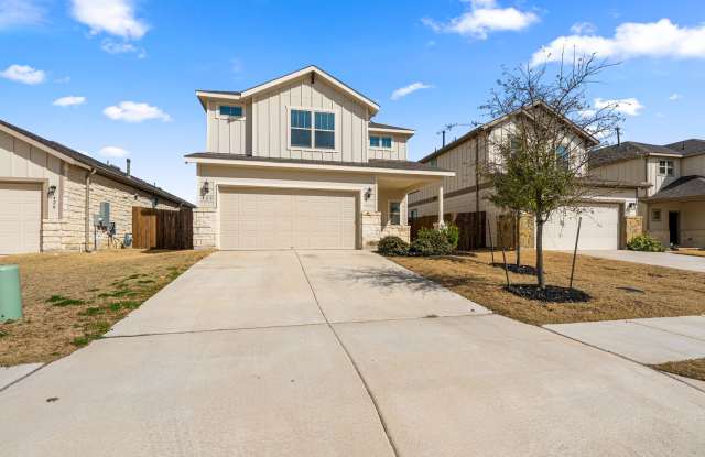 Beautiful 3 bedroom, 2.5  bathroom home in Liberty Hill!!!
