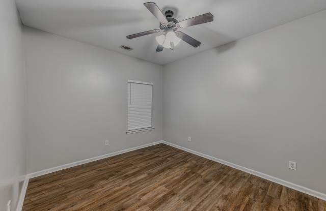 Photo of 3202 Fawn Dr