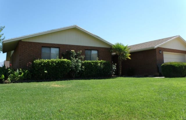 495 Vermillion Avenue - 495 Vermillion Avenue, St. George, UT 84790