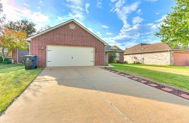 4630 S 196th East Avenue - 4630 South 196th East Avenue, Broken Arrow, OK 74014