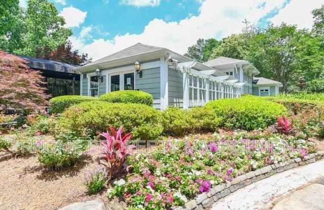 510 Summit North Drive NE