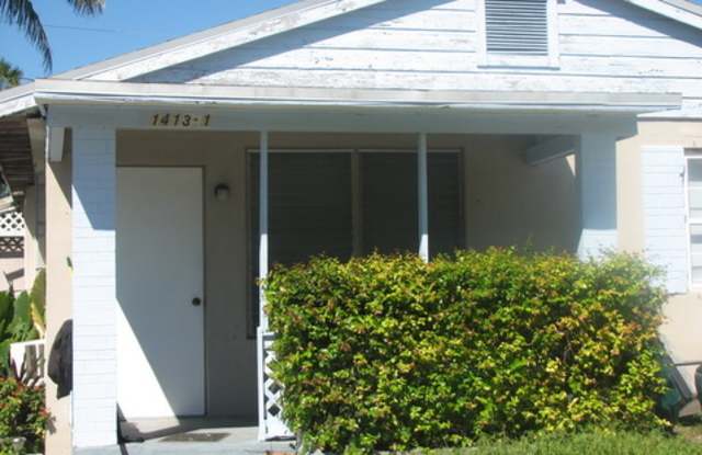 1 Bed/1 Bath located in Casa Marina District
