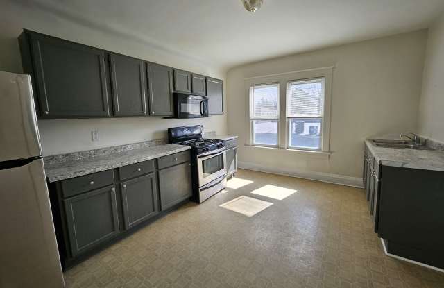 Photo of 4915 17th Avenue