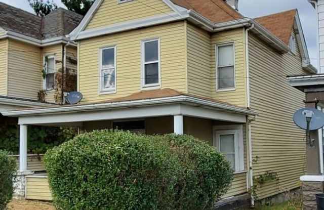 Photo of Monessen Updated 3 Bedroom 1 Bath House: ACCEPTING SECTION 8