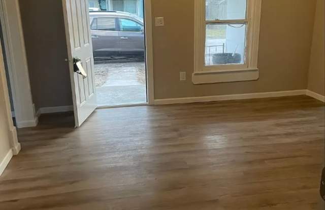 527 West Pearson Street