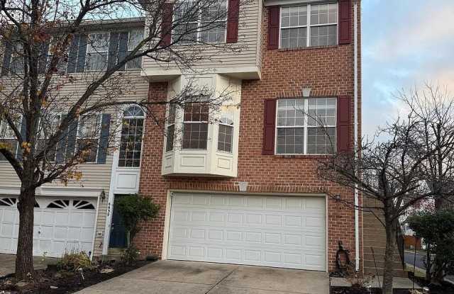 6641 CREEK POINT WAY