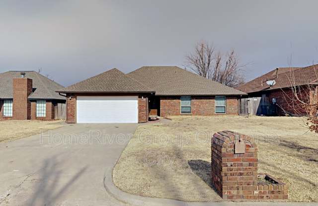 10537 Kristie Ln - 10537 Kristie Lane, Midwest City, OK 73130