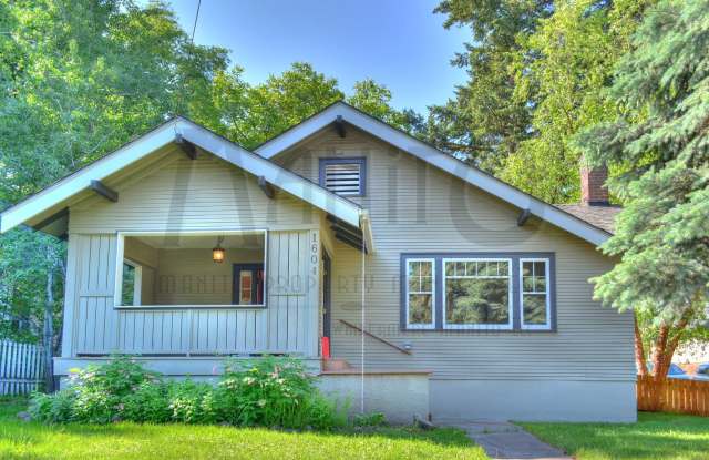Bungalow in the Heart of the Perry District