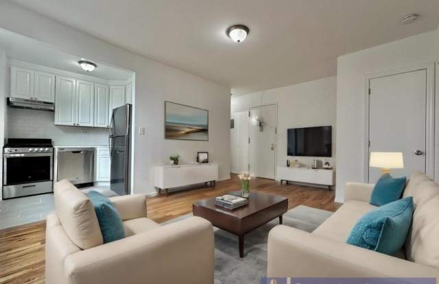 689 Fort Washington Avenue