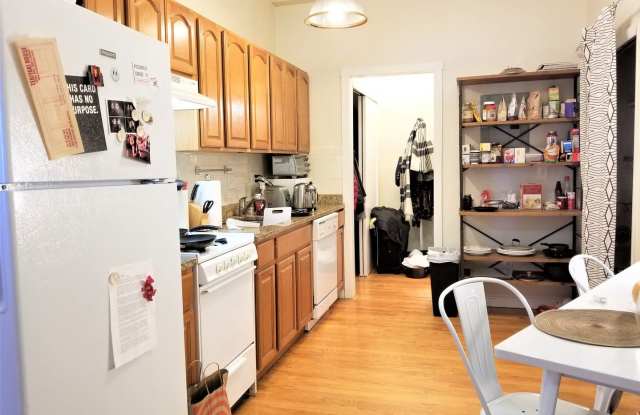 Photo of 2bed / 1bath close to Boston University
