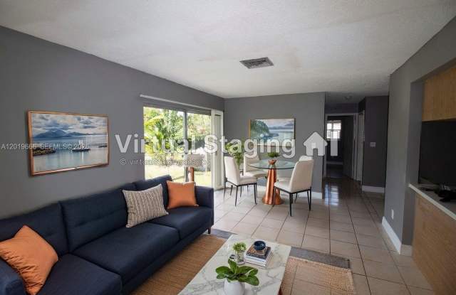 825 SW 10th St