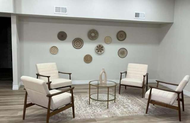 1505 ROCKY BLUFF Drive