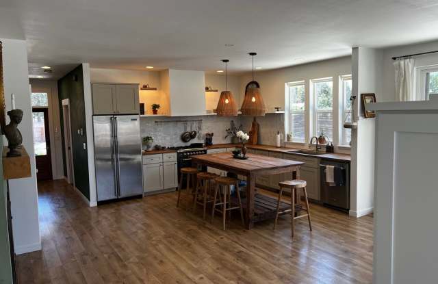 Bend Modern Mountain Bungalow! 20655 Cooley Rd