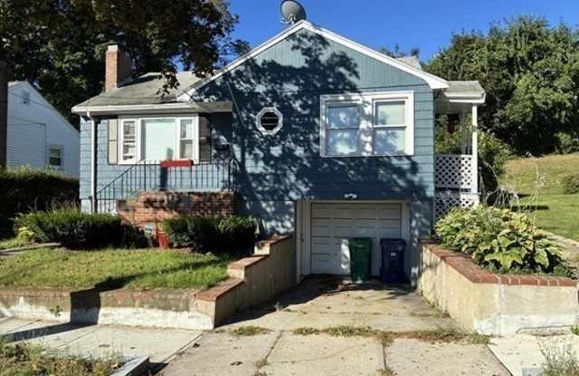 Photo of 77 Maryknoll St