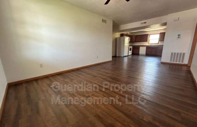 Photo of 324 East 4th Street