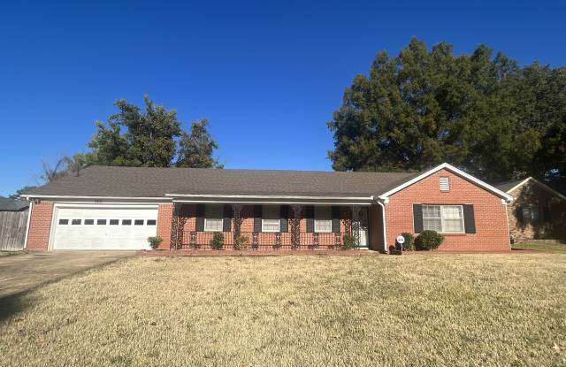 4101 Cecil Dr - 4101 Cecil Drive, Memphis, TN 38116