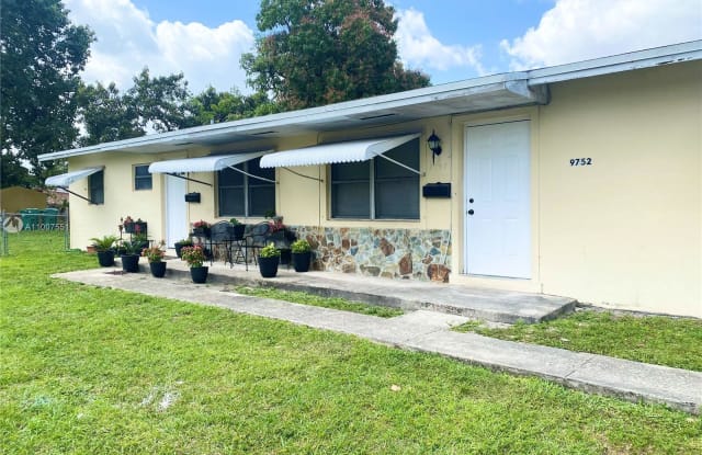 9752 NW 5th Ct - 9752 NW 5th Ct, Miami-Dade County, FL 33150