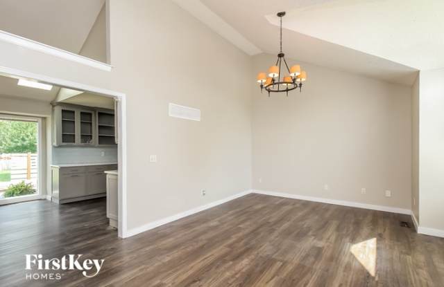 10928 North Wallace Avenue