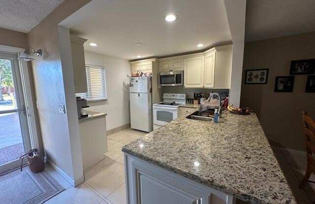 2615 NE 3rd 1120 Court