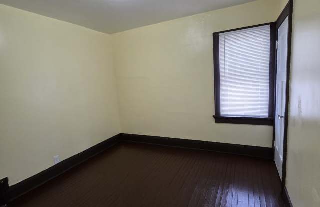 1222 West Capitol Drive - A