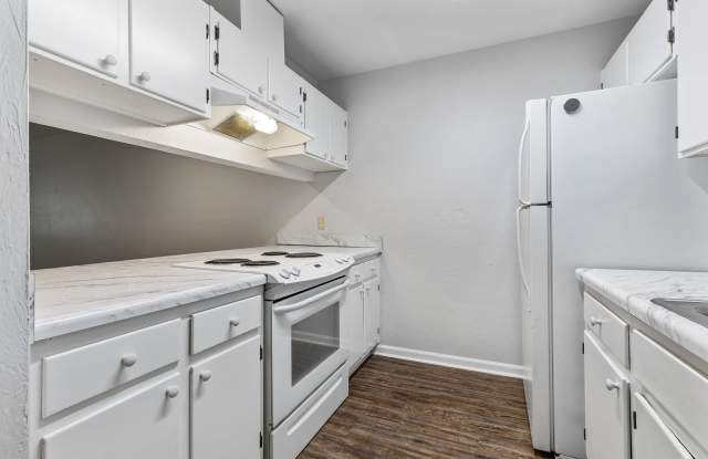 1334 Cherry Street - 3