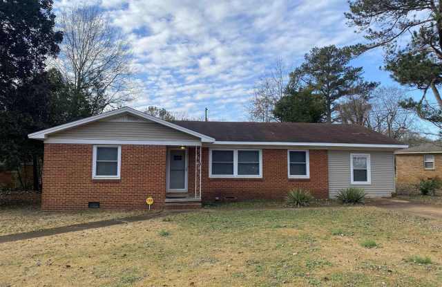 1515 Club View Drive