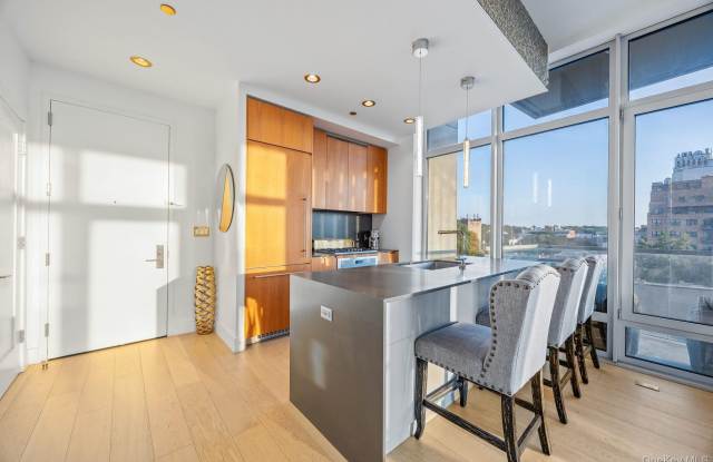 575 4th Avenue unit: 6A