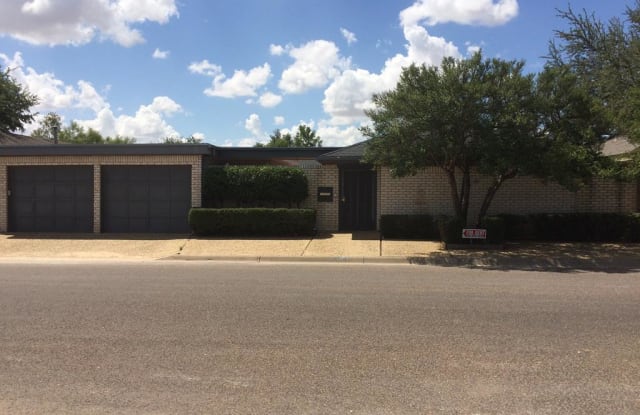 1403 W Pine Ave - 1403 West Pine Avenue, Midland, TX 79705