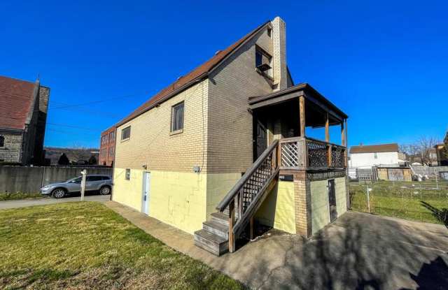 Photo of 528 Cypress Alley