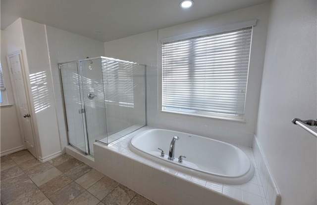 Photo of 2923 Maricopa Street