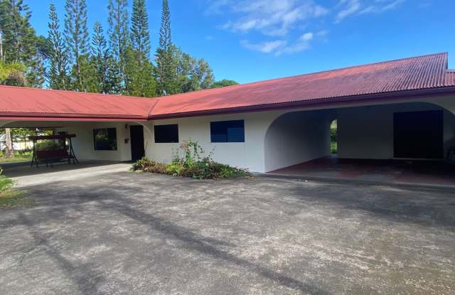 Hawaiian Paradise Park- Pet Friendly