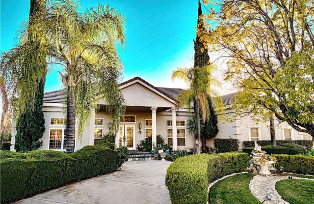 685 Bradbury