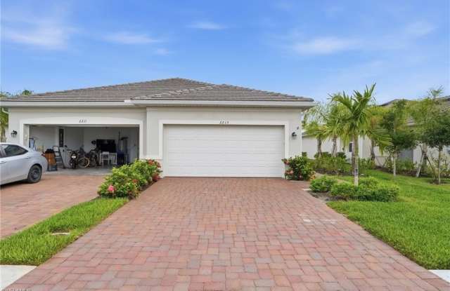 2215 Dragonfruit Way