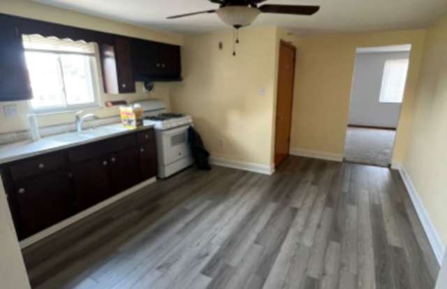 1255 Illinois ave #2