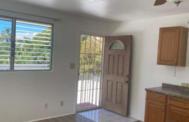 1 BEDROOM, 1BATH UNIT UTILITIES INCLUDED-PEARLCITY