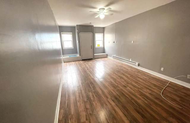 3 Bedroom 1.5 Bathroom Home.