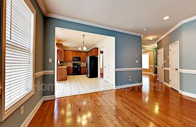 1937 Wilburn Park Ln NW