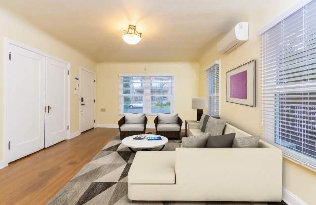 Photo of 609 1/2 H Street609 1/2