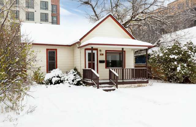 3 bed 1 bath home in Downtown Bozeman - 308 North Grand Avenue, Bozeman, MT 59715