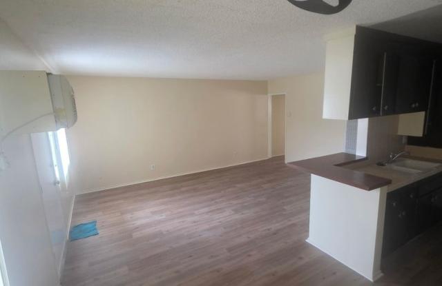 1343 N. Curson