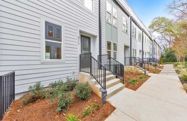 Photo of 517 Motivation Circle NW