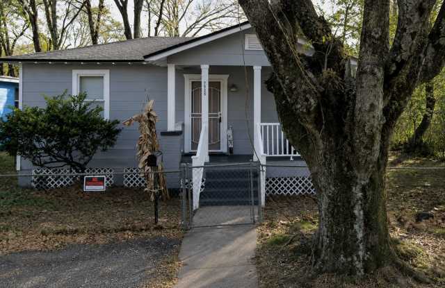 1636 West 28th Street