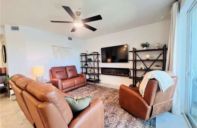 14251 Heritage Landing