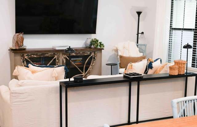 Photo of 90 Southaven Circle