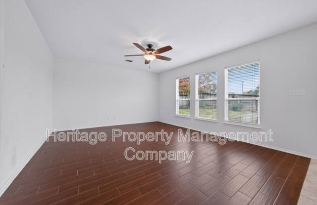 23211 Kaitlyn Canyon