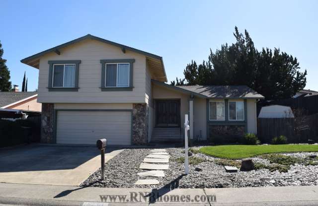 8250 Canyon Oak Drive