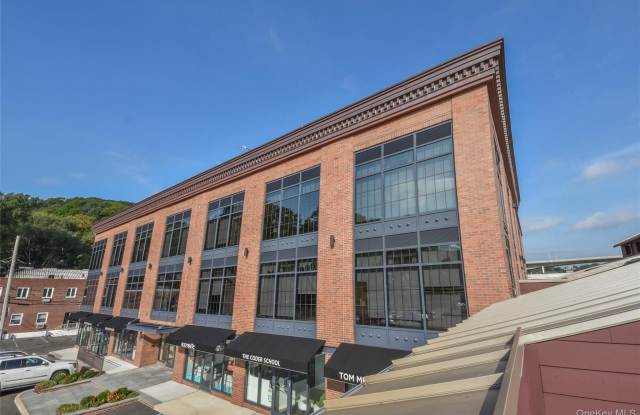 Photo of 21 Lumber Road unit: 3B