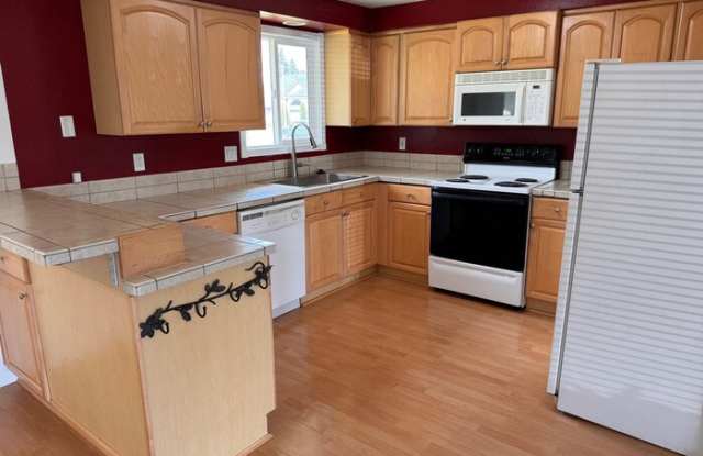 420 Northwest 10th Avenue